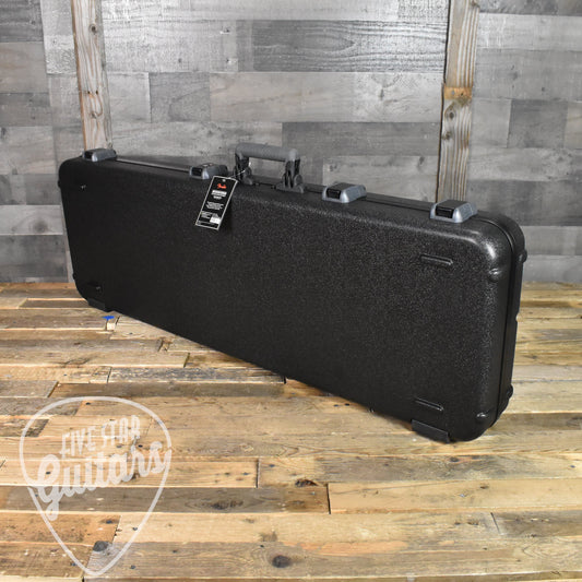 Fender Deluxe Molded Bass Case Black