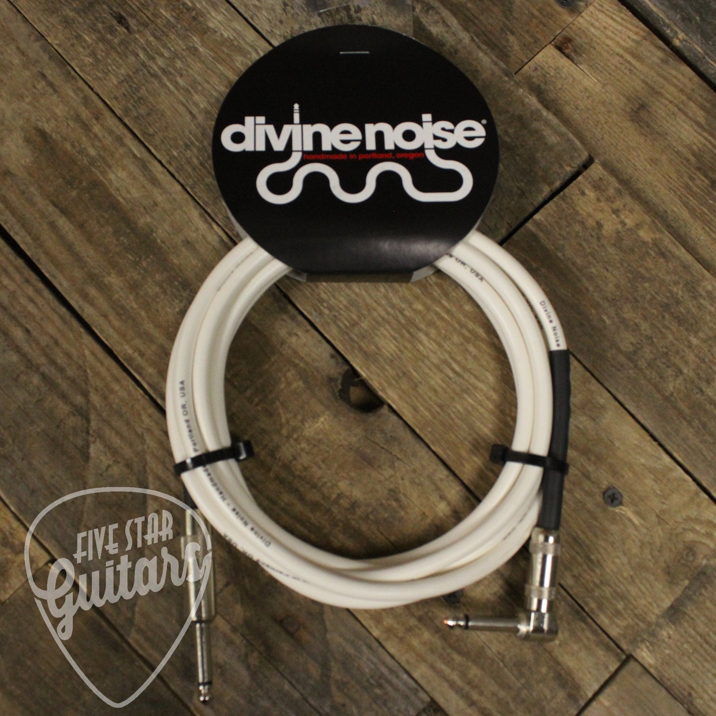 Divine Noise Straight to Right Angle 10ft Instrument Cable - White
