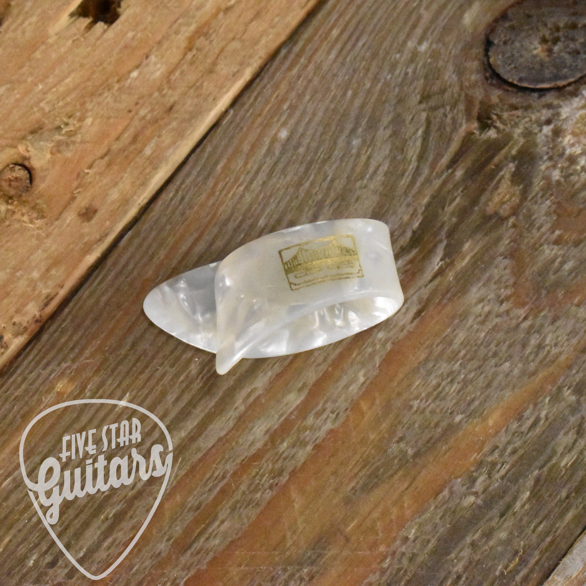 Golden Gate Pearloid Medium Thumb Pick - Single - GP5