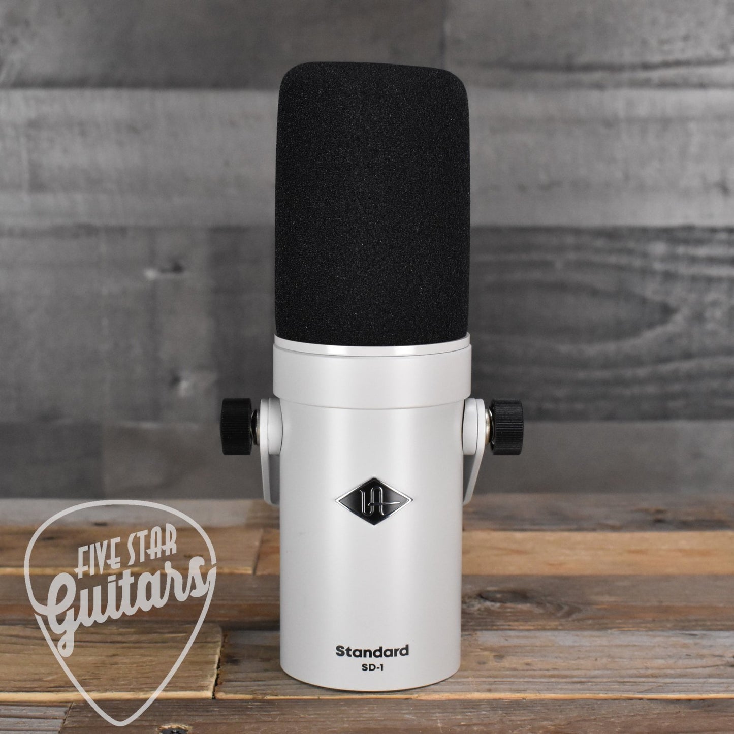 Universal Audio SD-1 Standard Dynamic Microphone