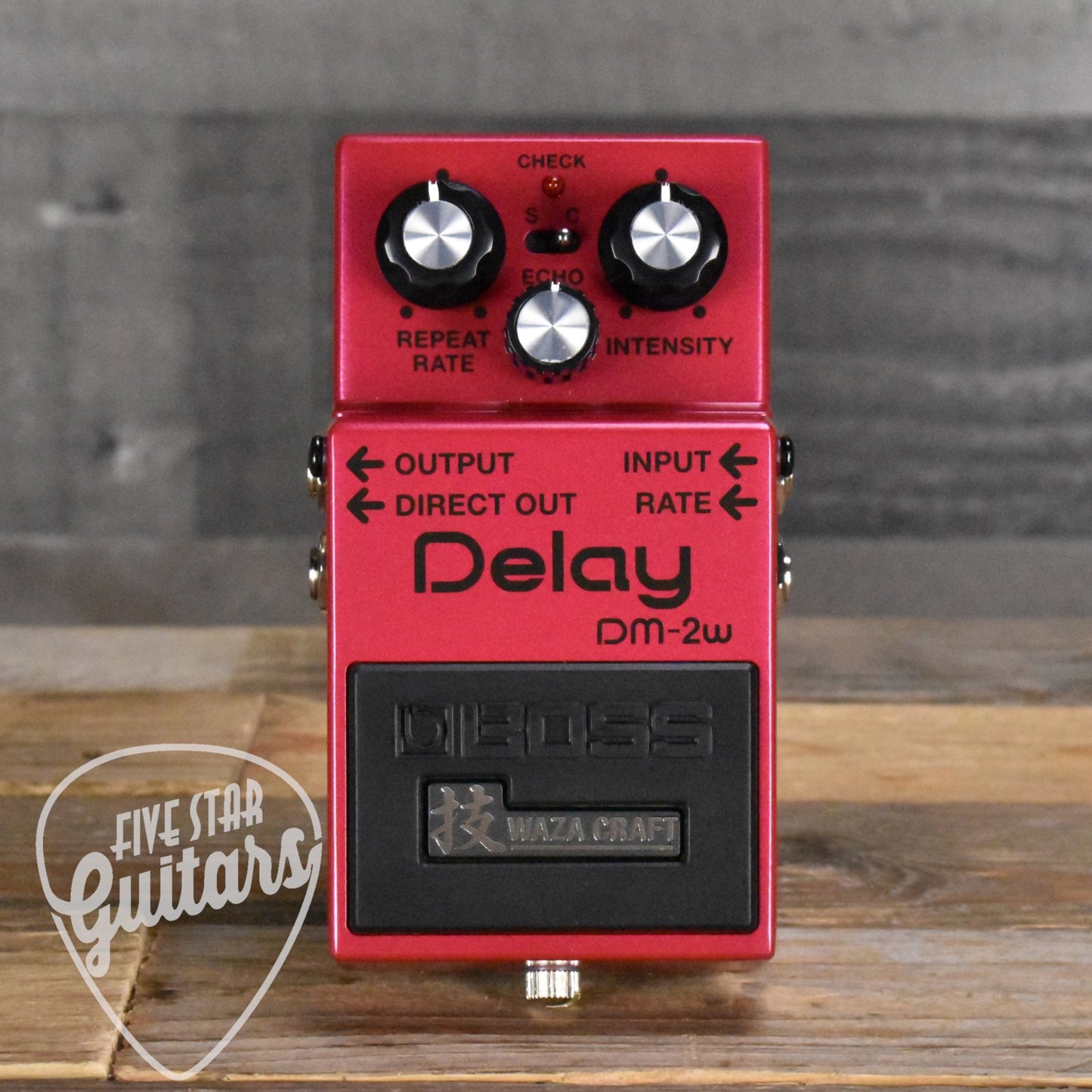 BOSS DM-2W Waza Craft Delay Pedal