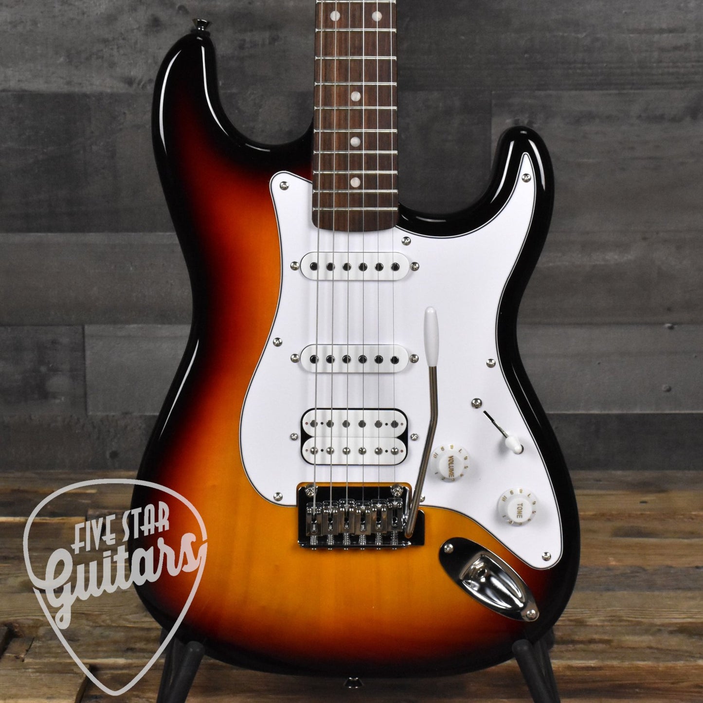 Squier Affinity Series Stratocaster Junior HSS Laurel Fingerboard White Pickguard - 3-Color Sunburst