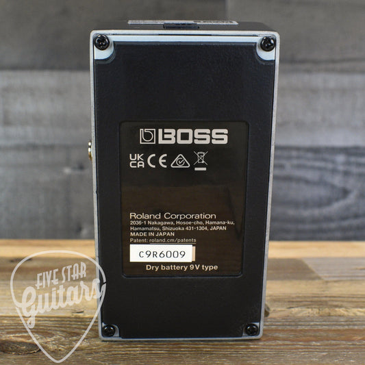 BOSS MT-2W Waza Craft Metal Zone