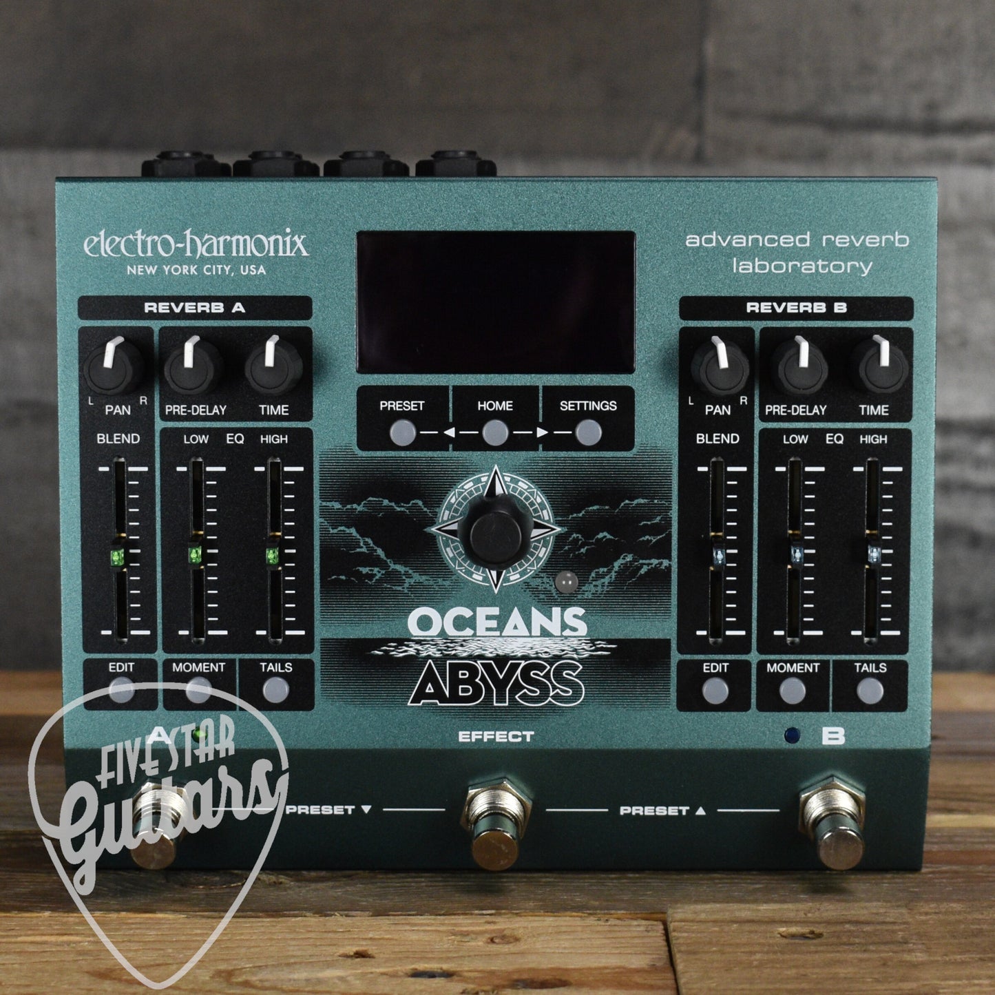 Electro-Harmonix Oceans Abyss Reverb Pedal