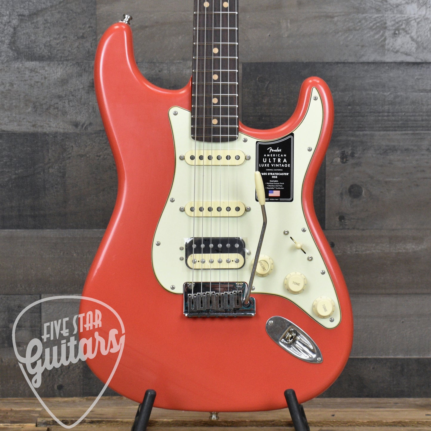Fender American Ultra Luxe Vintage '60s Stratocaster HSS - Fiesta Red with Fender Deluxe Hardshell Case