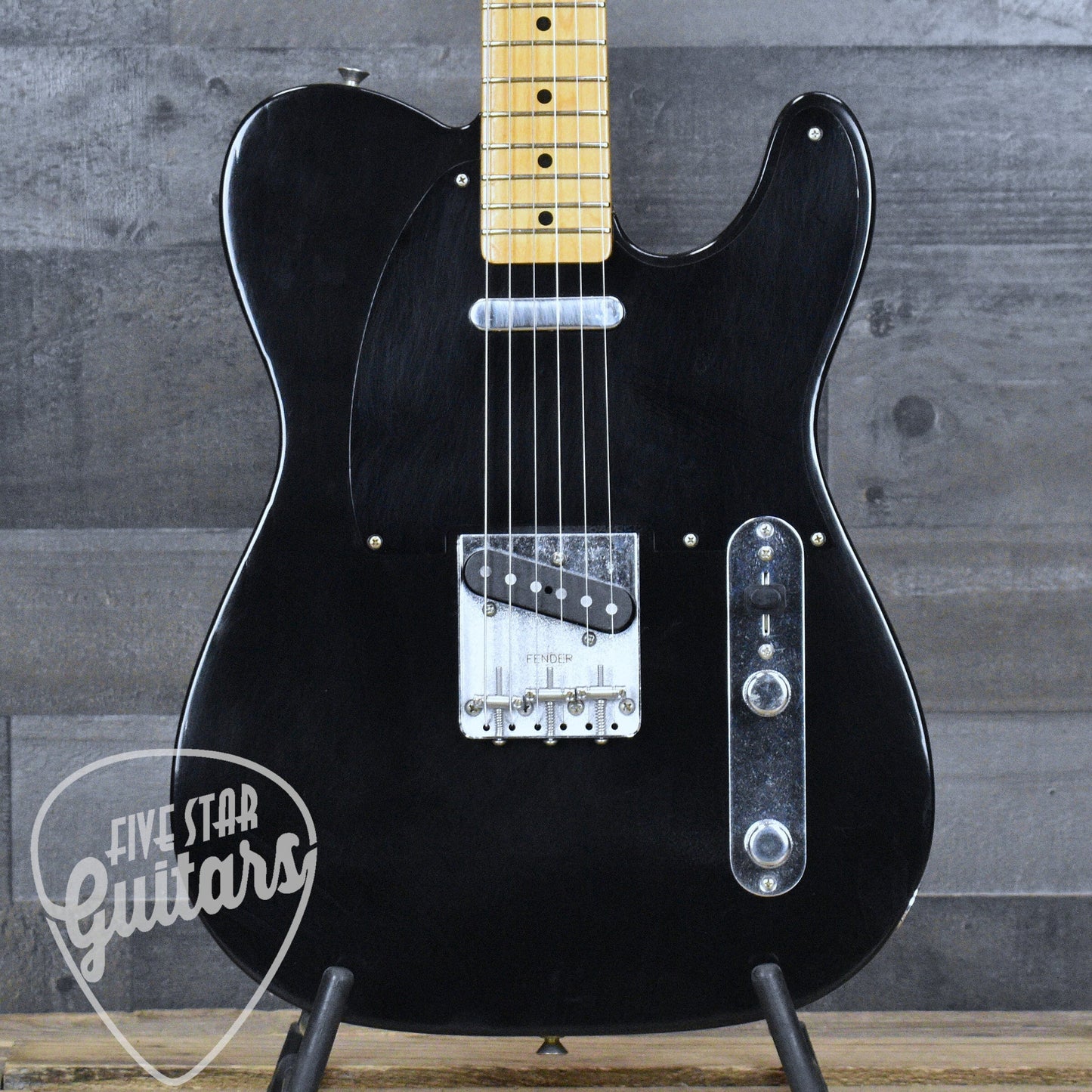 Fender Dealer Exclusive Vintera Road Worn '60s Double Esquire - Black with Deluxe Gig Bag