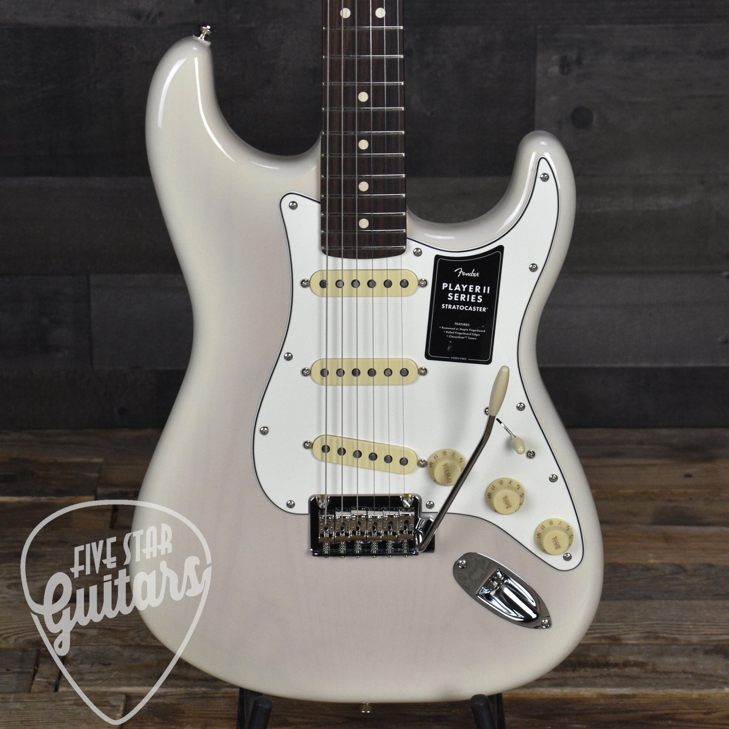 Fender Player II Stratocaster Rosewood Fingerboard - White Blonde