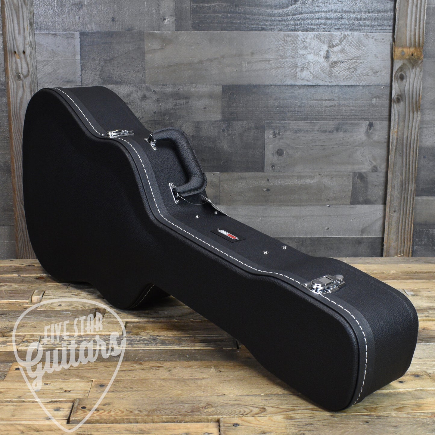 Gator Dreadnought Guitar Deluxe Wood Case