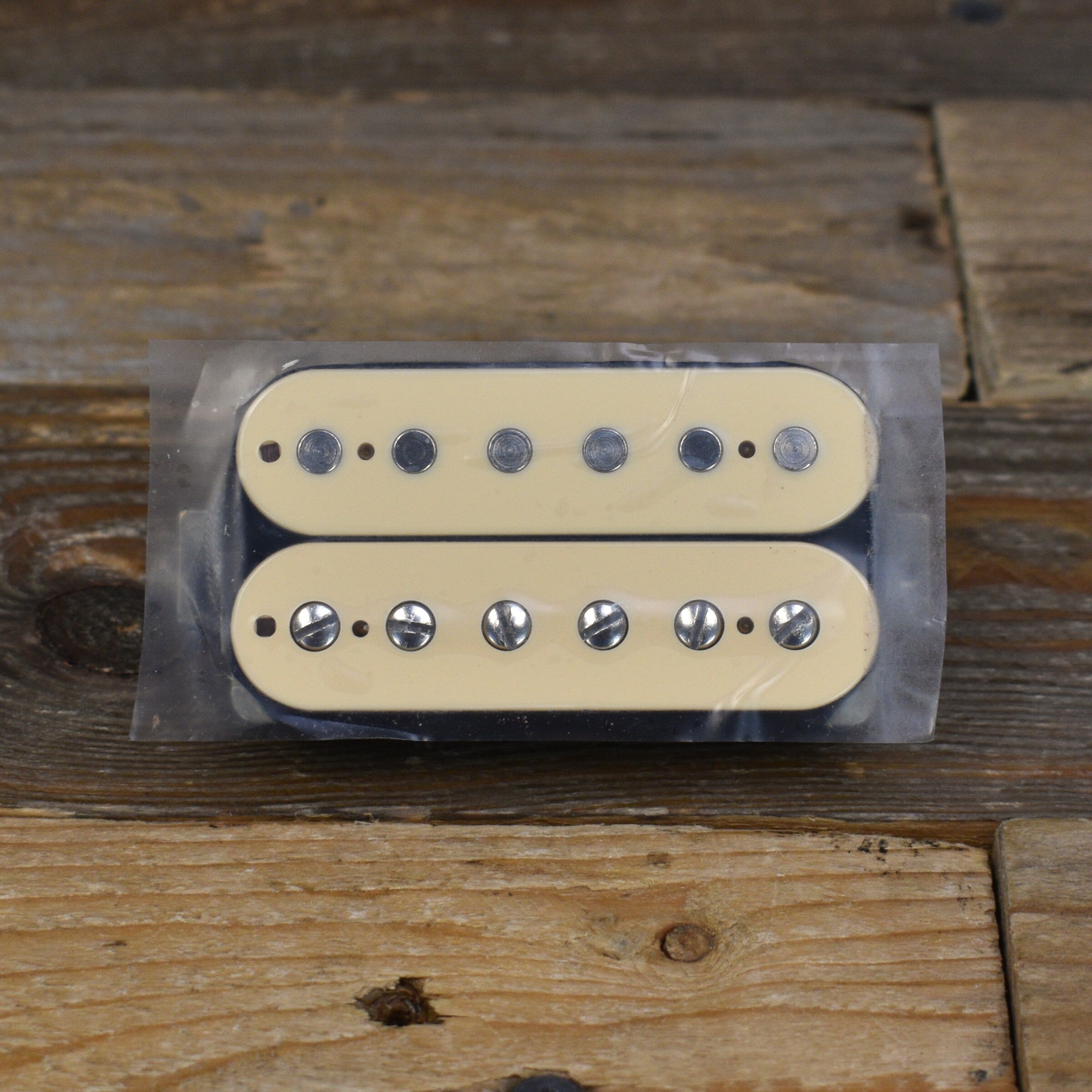 Gibson 57 Classic Plus - Double White Bobbins – Five Star Guitars
