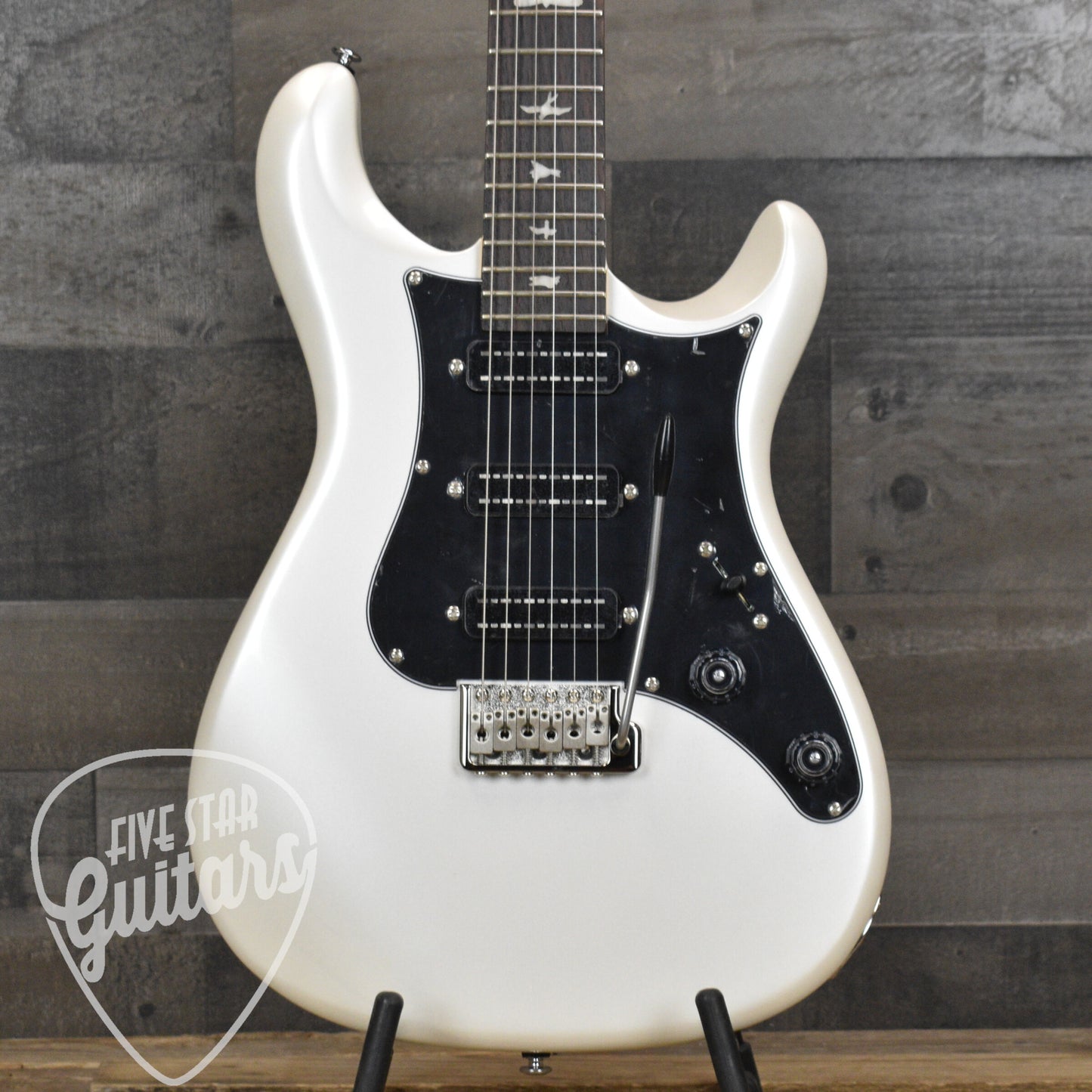 PRS SE NF3 Rosewood Fingerboard - Pearl White with Gig Bag