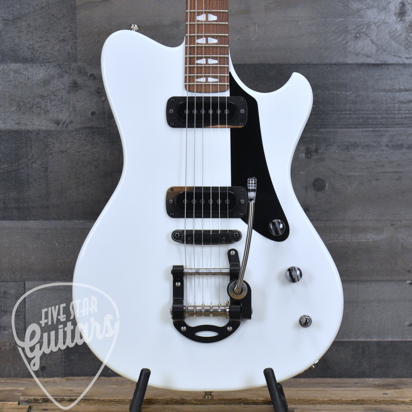 Powers Electric A-Type Moonlight White PF42 CamTail - Moonlight White with Gigbag