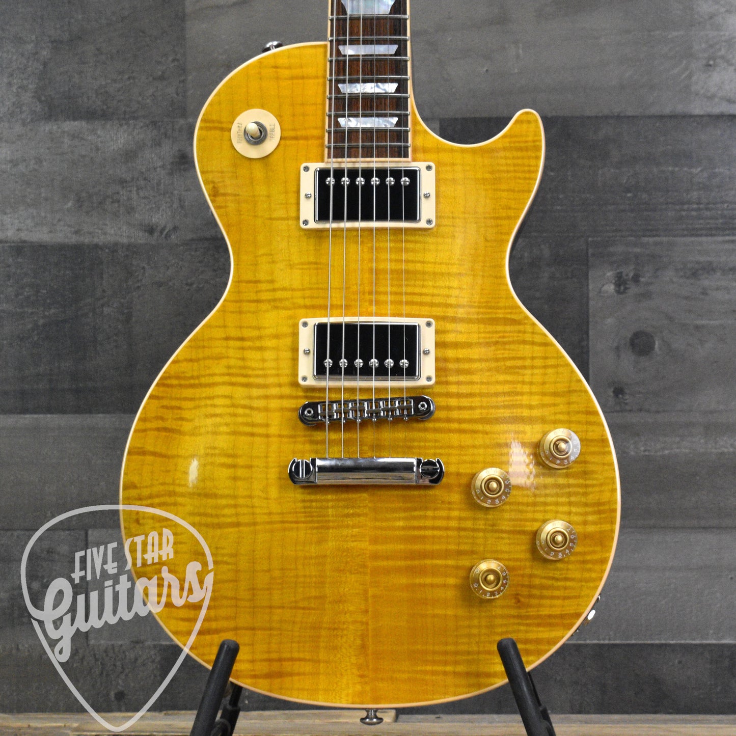 Pre-Owned 2015 Gibson 100th Anniversary Les Paul Standard with Hardshell Case