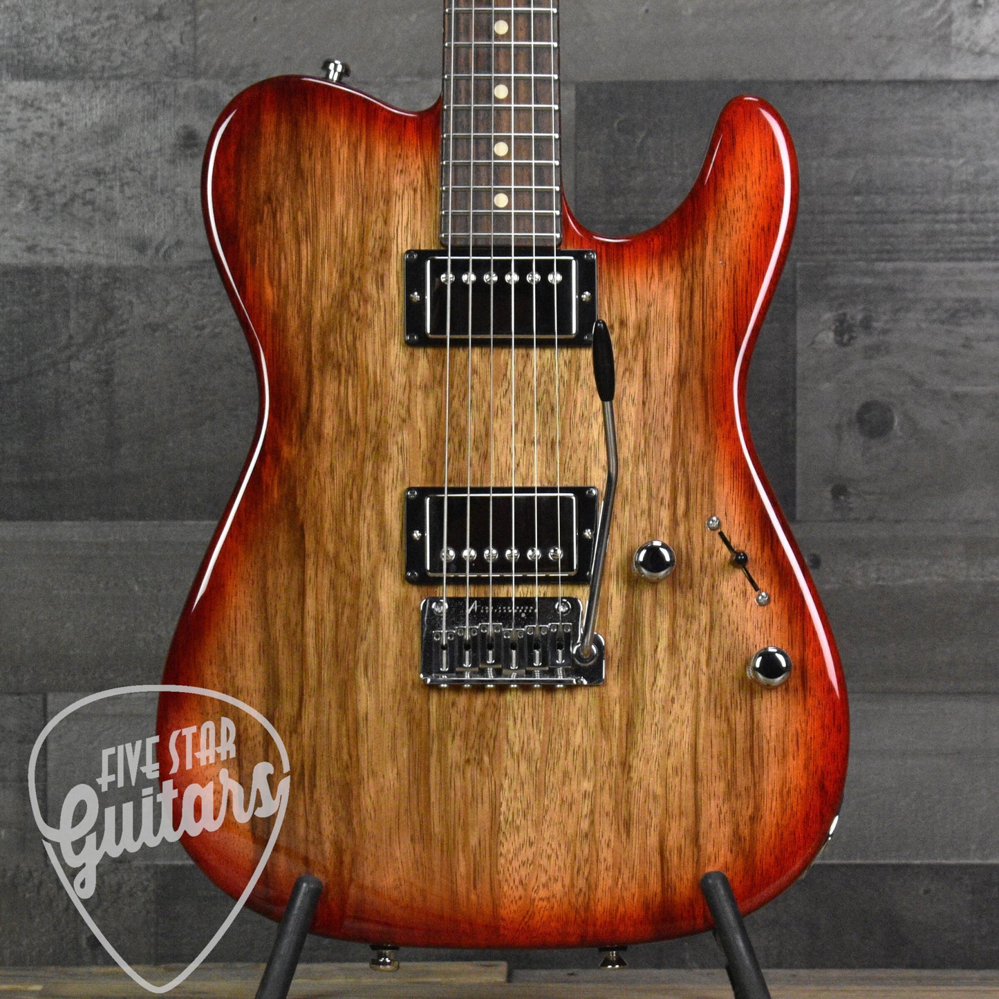 Pre-Owned Anderson Pro Am T - Cherry Shaded Edge with Hardshell Case