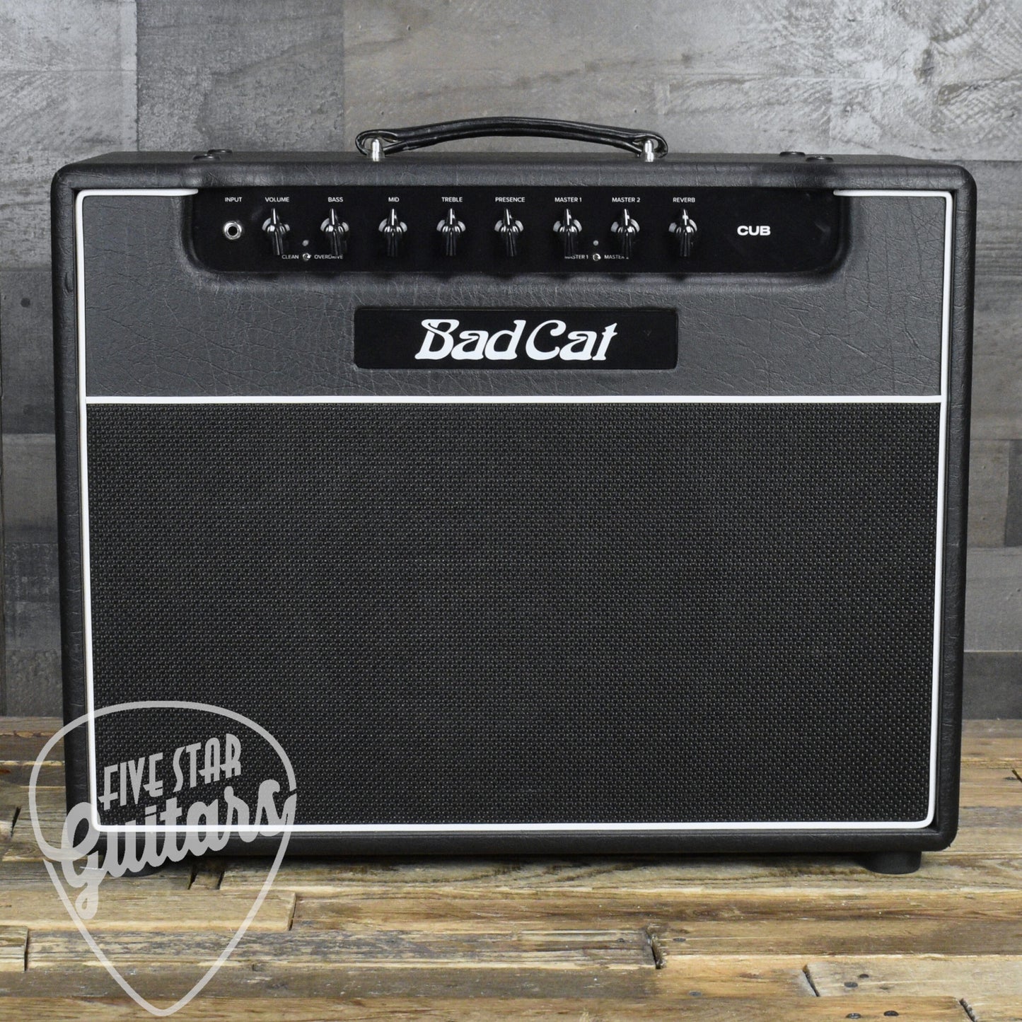 Pre-Owned Bad Cat Cub 30 Combo