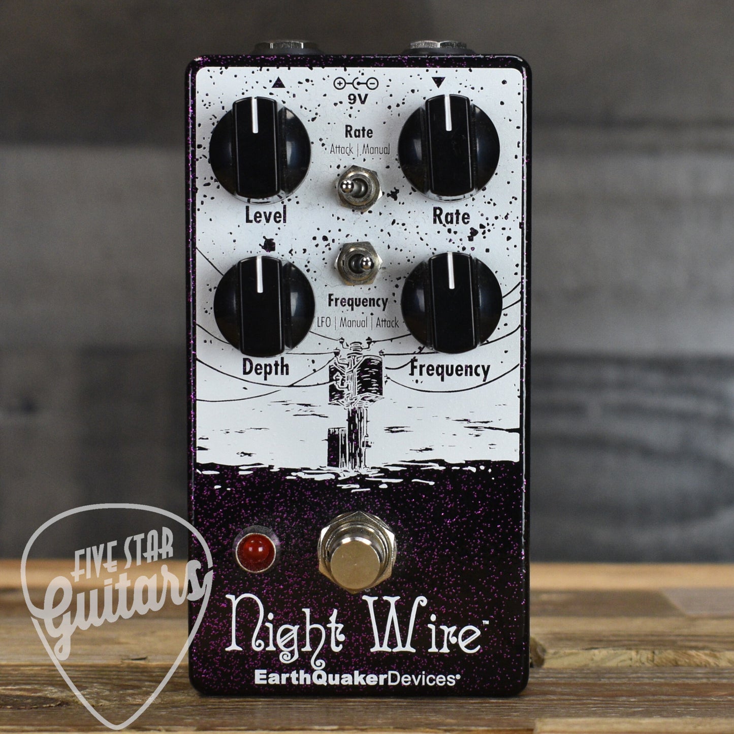 Pre-Owned EQD Night Wire Harmonic Tremolo