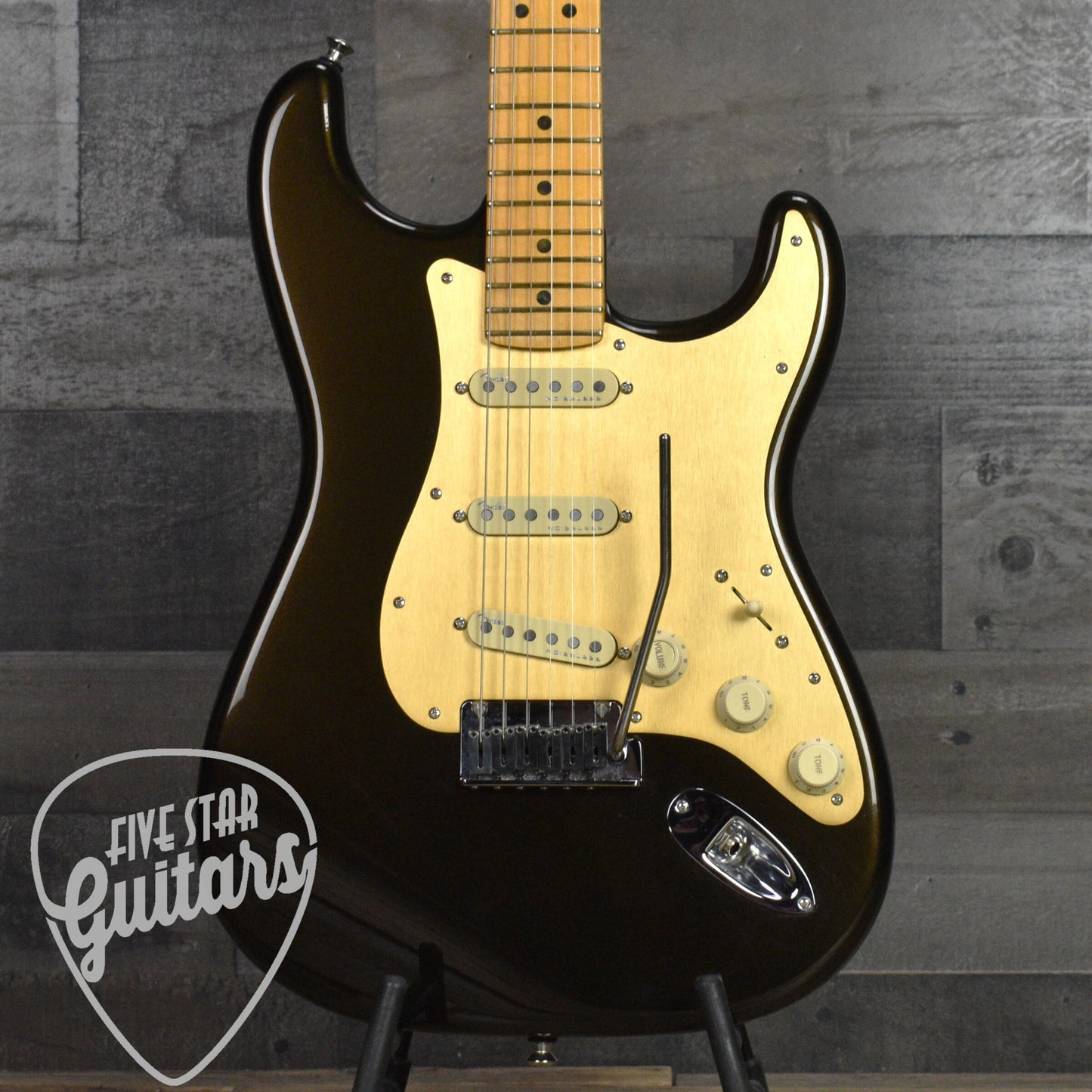 Pre-Owned Fender American Ultra Stratocaster - Texas Tea with Hardshell Case
