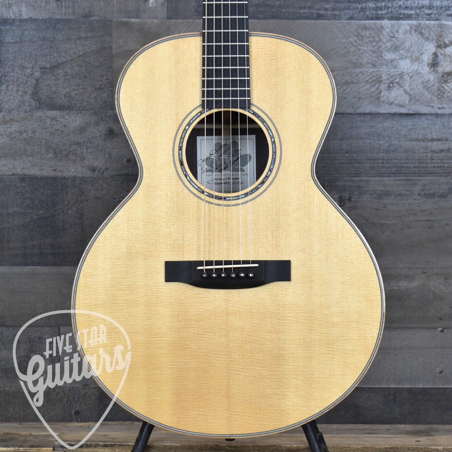 Pre-Owned Froggy Bottom Model M Acoustic Guitar with Hard Shell Case