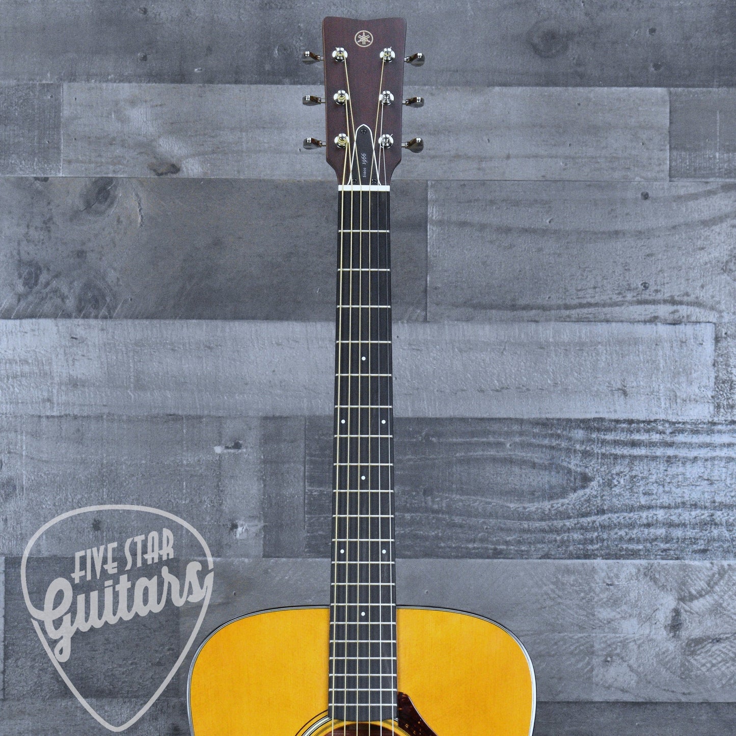 Pre-Owned Yamaha FG5 - Natural with Hardshell Case