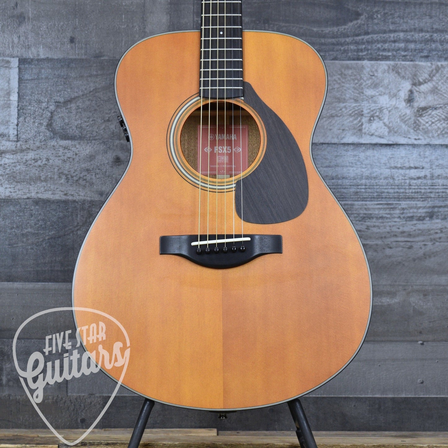Pre-Owned Yamaha FSX5 - Natural with Hard Shell Case
