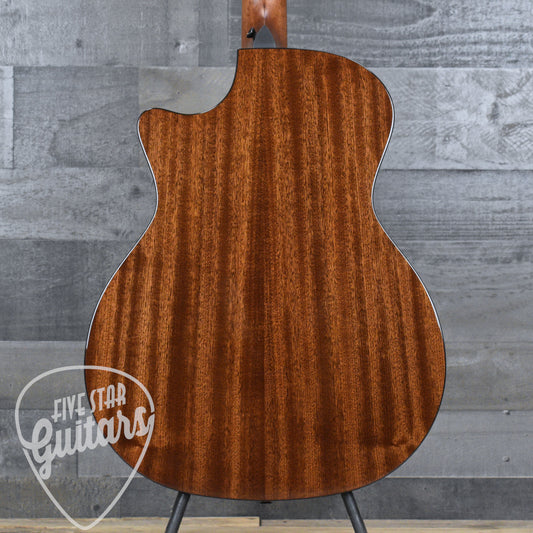 Taylor 324ce Next Generation - Shaded Edgeburst with Hardshell Case