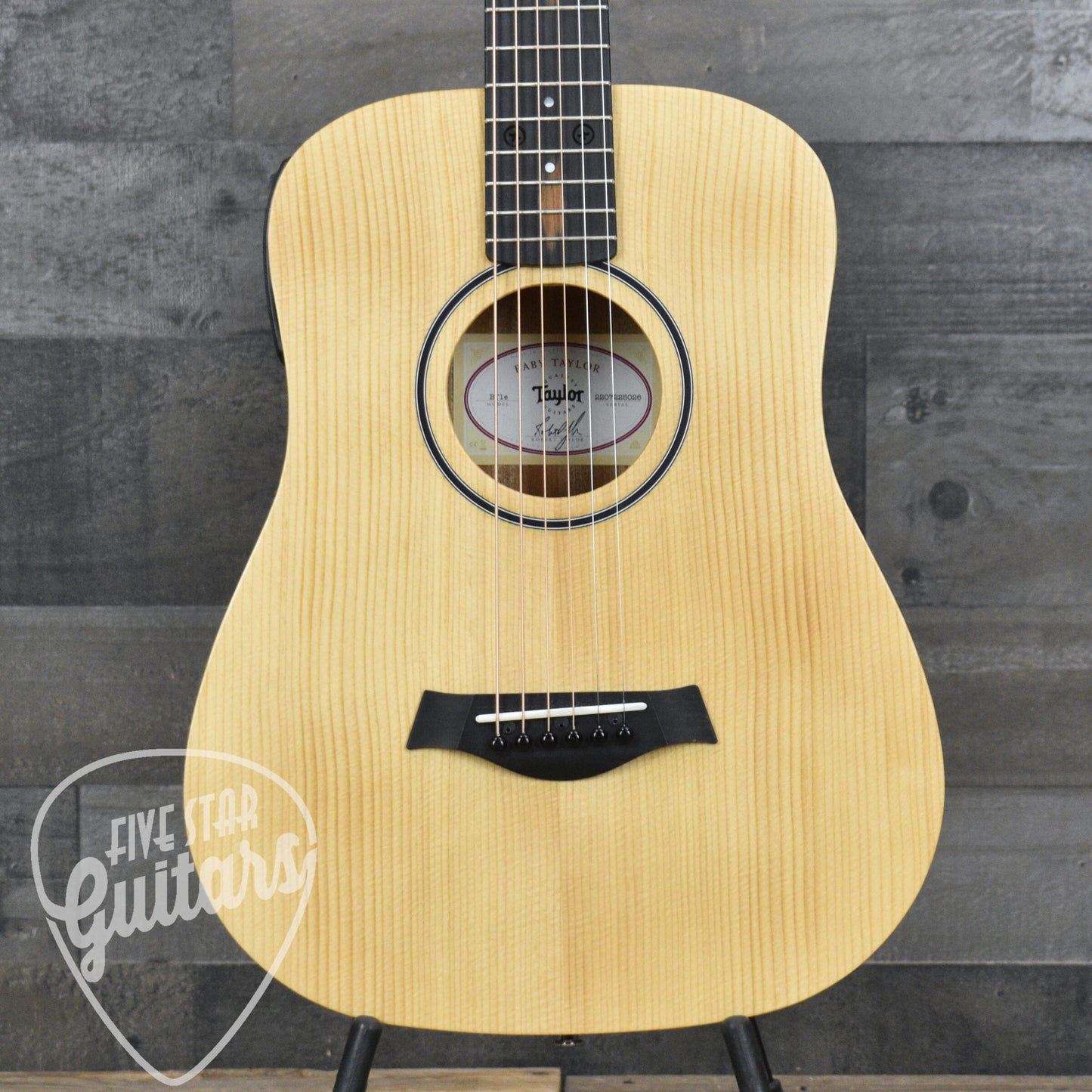 Taylor BT1e - Natural with Gig Bag
