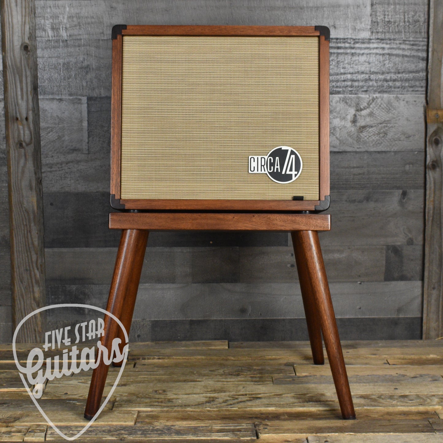 Taylor Circa 74 AV150-10 Amp Mahogany w/Stand