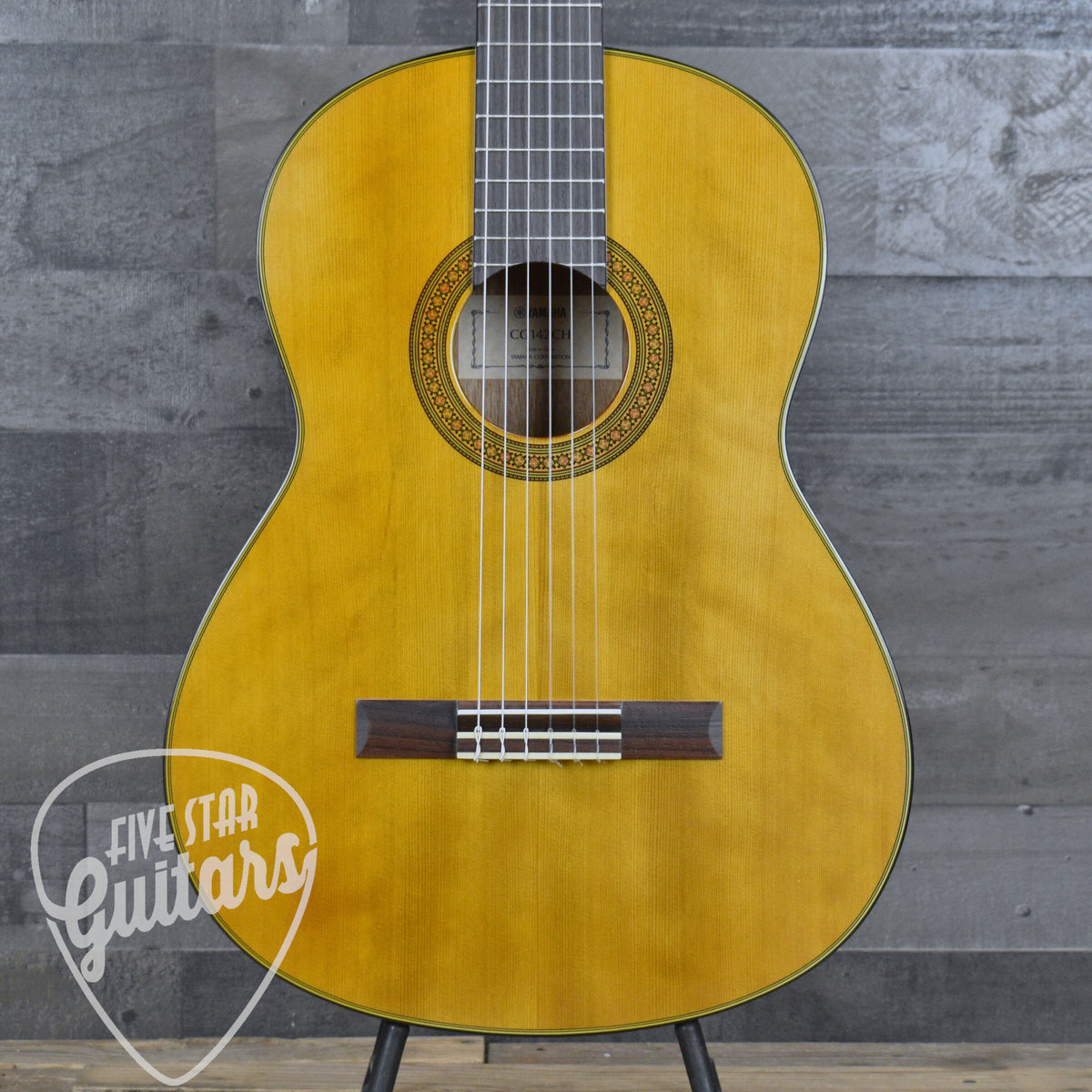 Yamaha CG142CH Nylon String Classical Acoustic Guitar - Natural