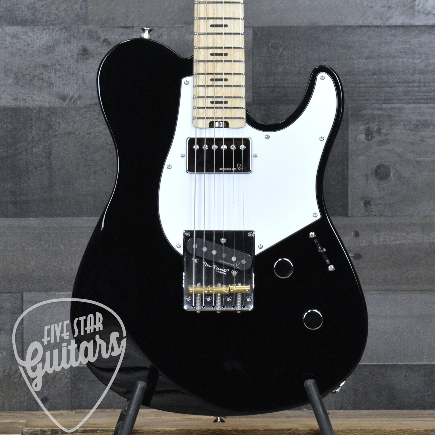 Yamaha PACS+11SM Pacifica SC Standard Plus - Black with Gigbag