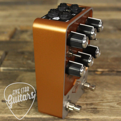 Universal Audio Woodrow '55 Instrument Amplifier Pedal