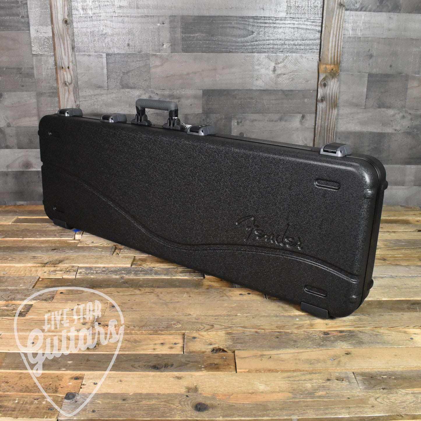 Fender Deluxe Molded Bass Case Black