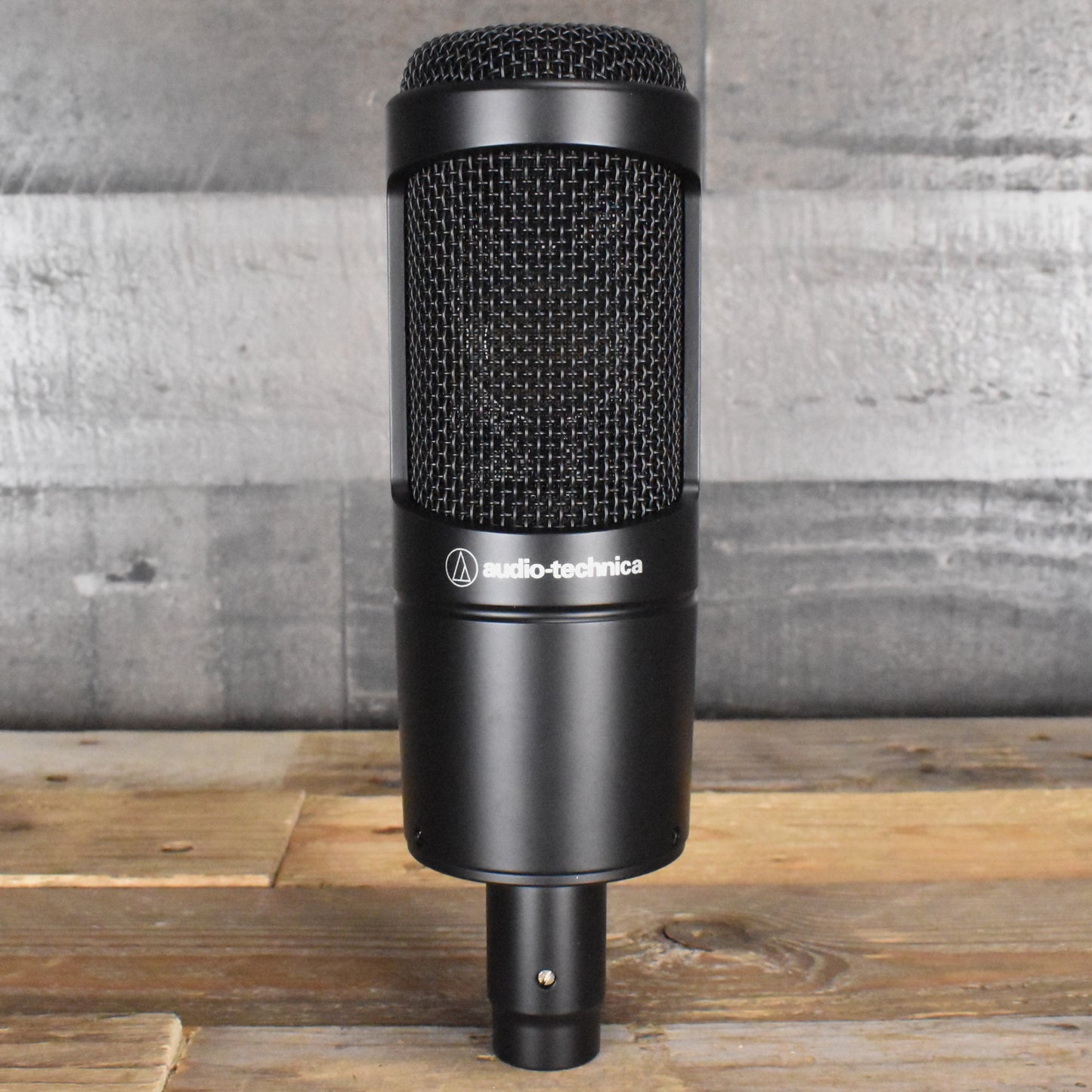 Audio-Technica AT2035 Microphone