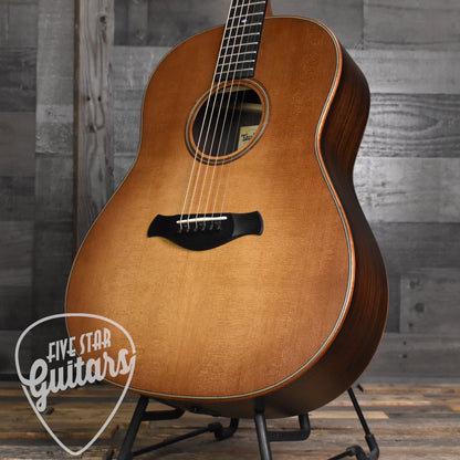 Taylor 2022 Builder's Edition 717e - Wild Honey Burst with Hard Shell Case