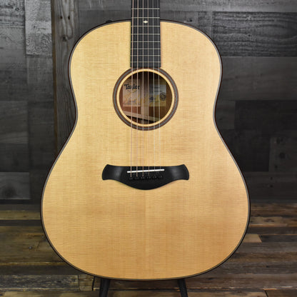 Taylor 2022 Builder's Edition 517e with Floral Hard Shell Case