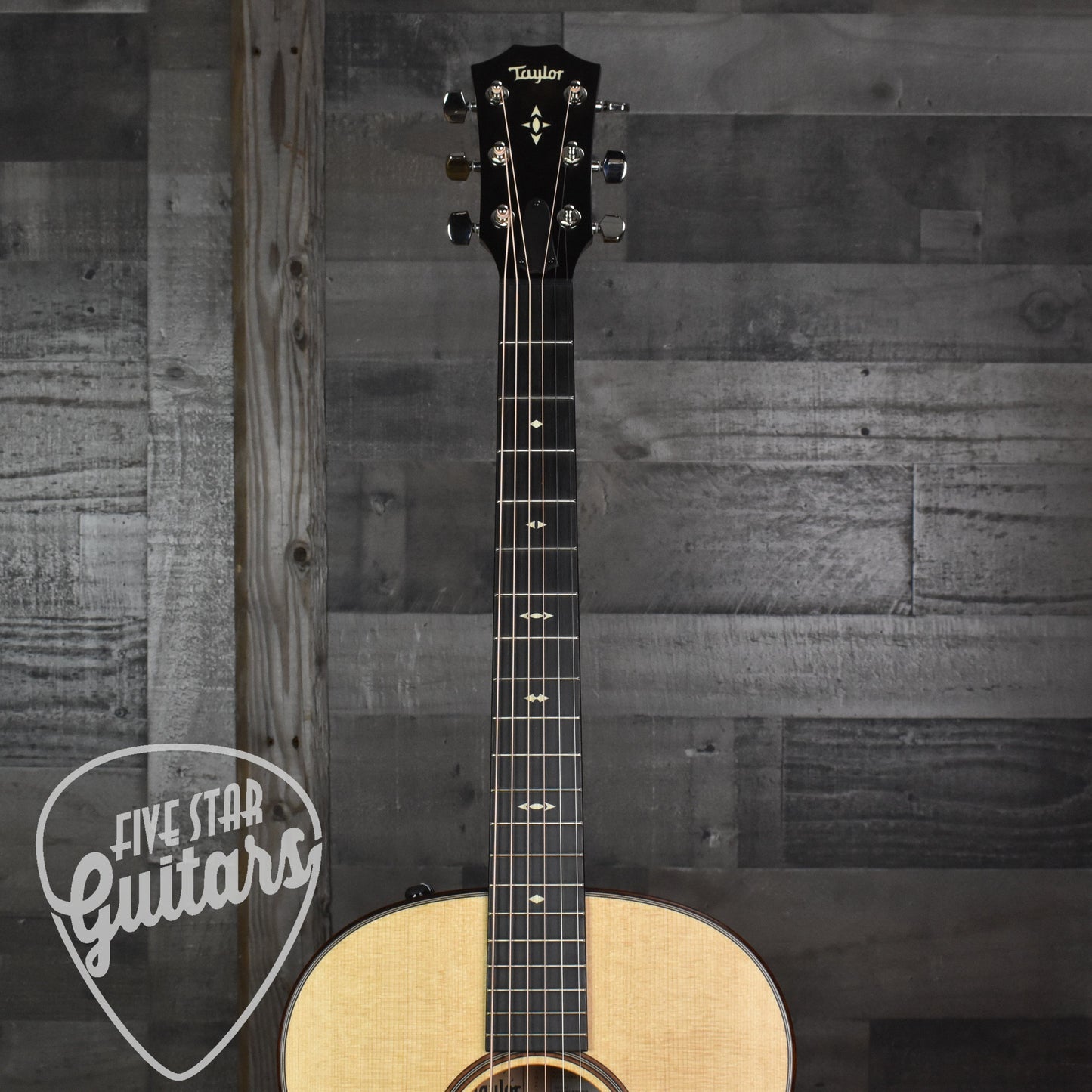 Taylor 2022 Builder's Edition 517e with Floral Hard Shell Case