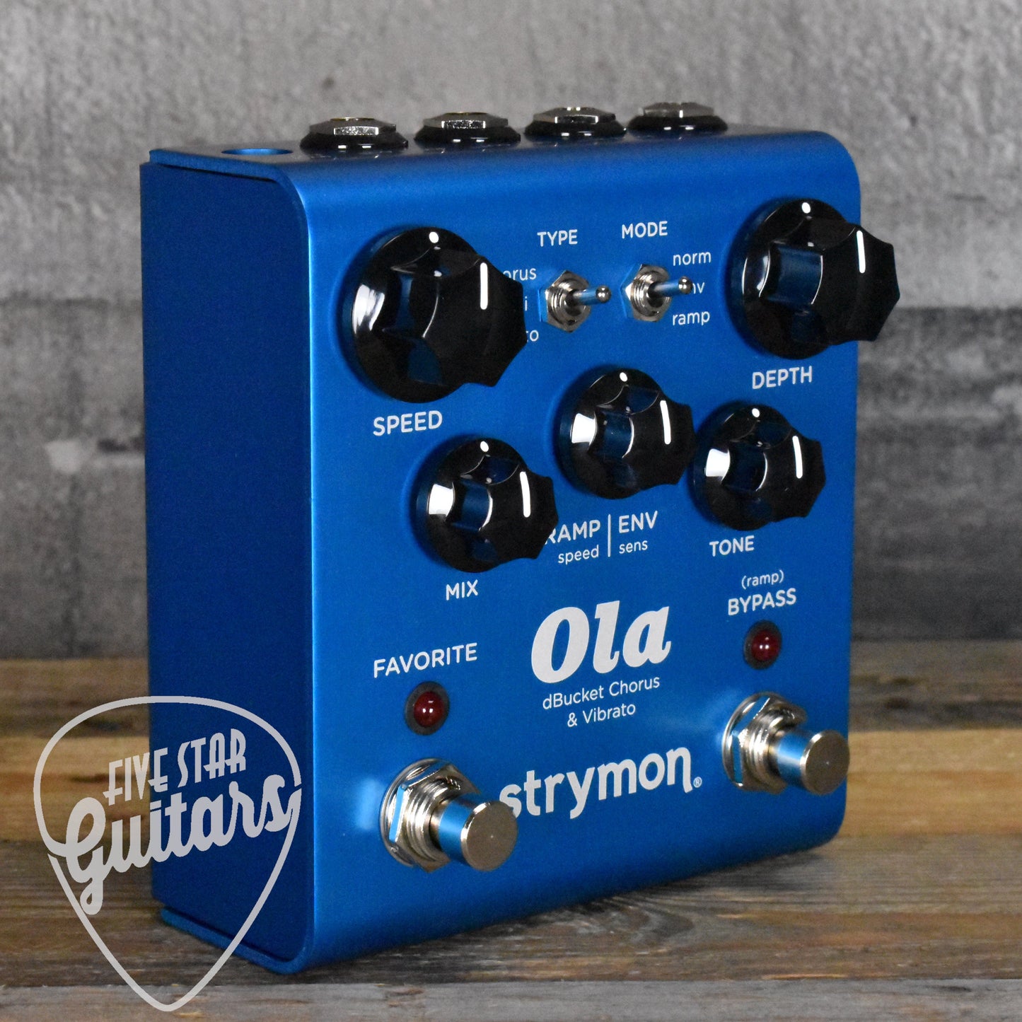 Strymon Ola dBucket Chorus & Vibrato Pedal