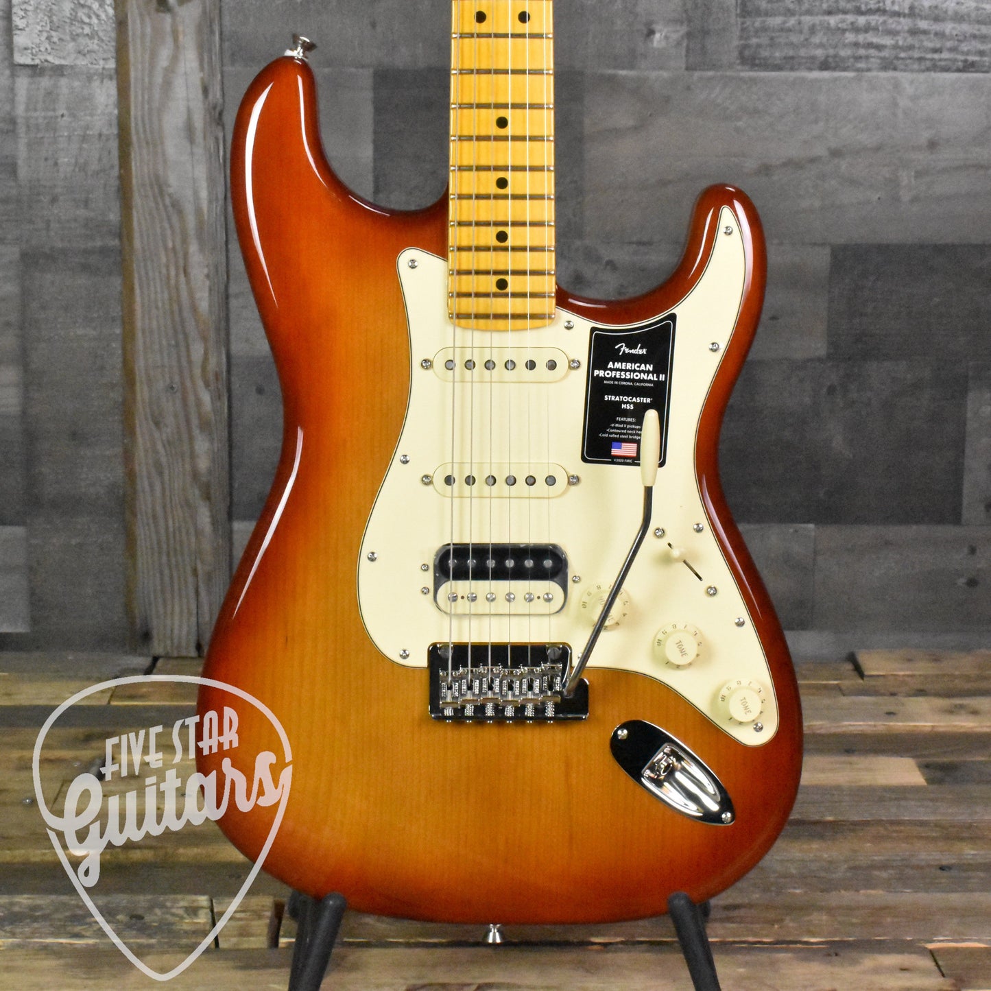 Fender American Professional II Stratocaster HSS - Sienna Sunburst with Hard Shell Case