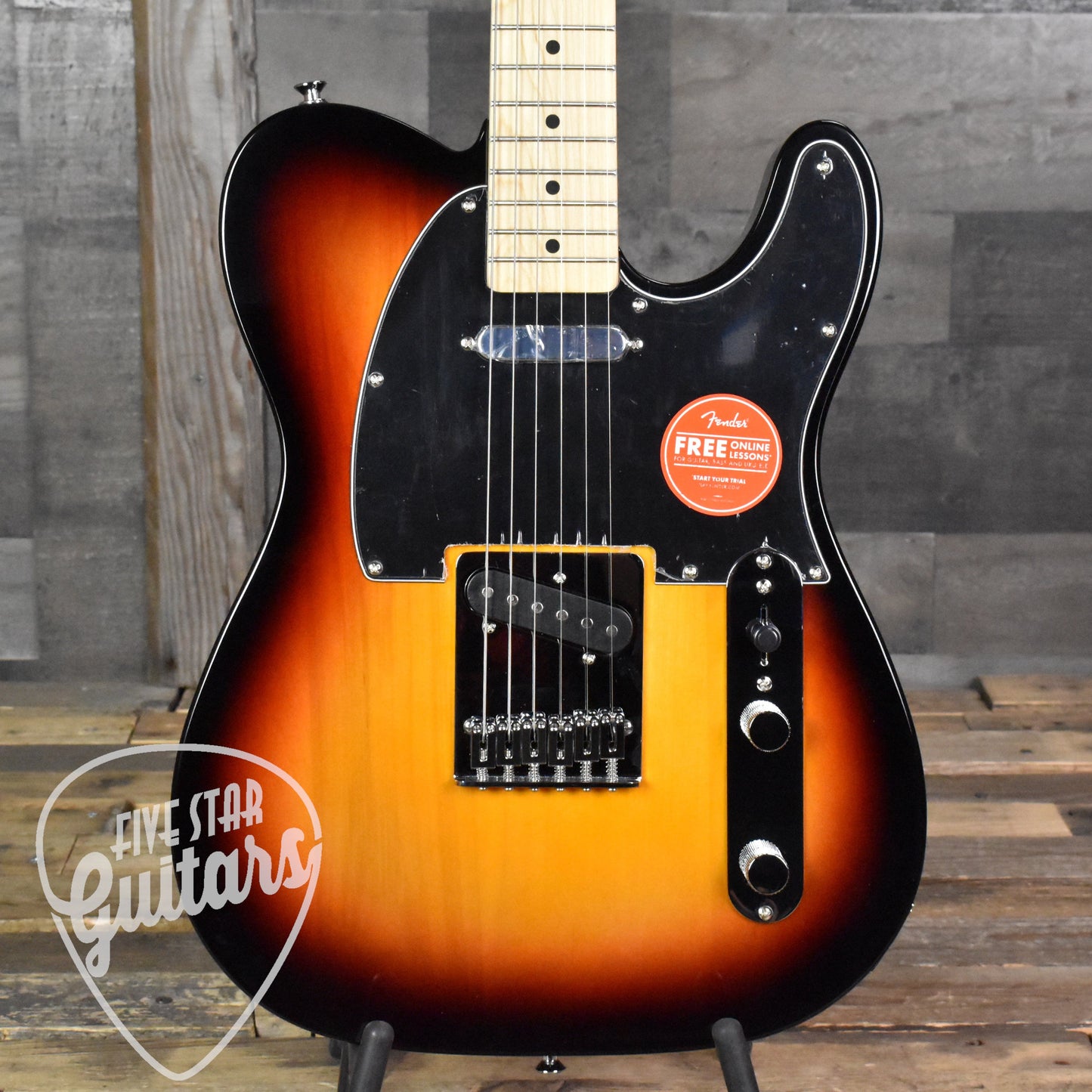 Squier Affinity Series Telecaster, Maple Fingerboard ? 3-Color Sunburst