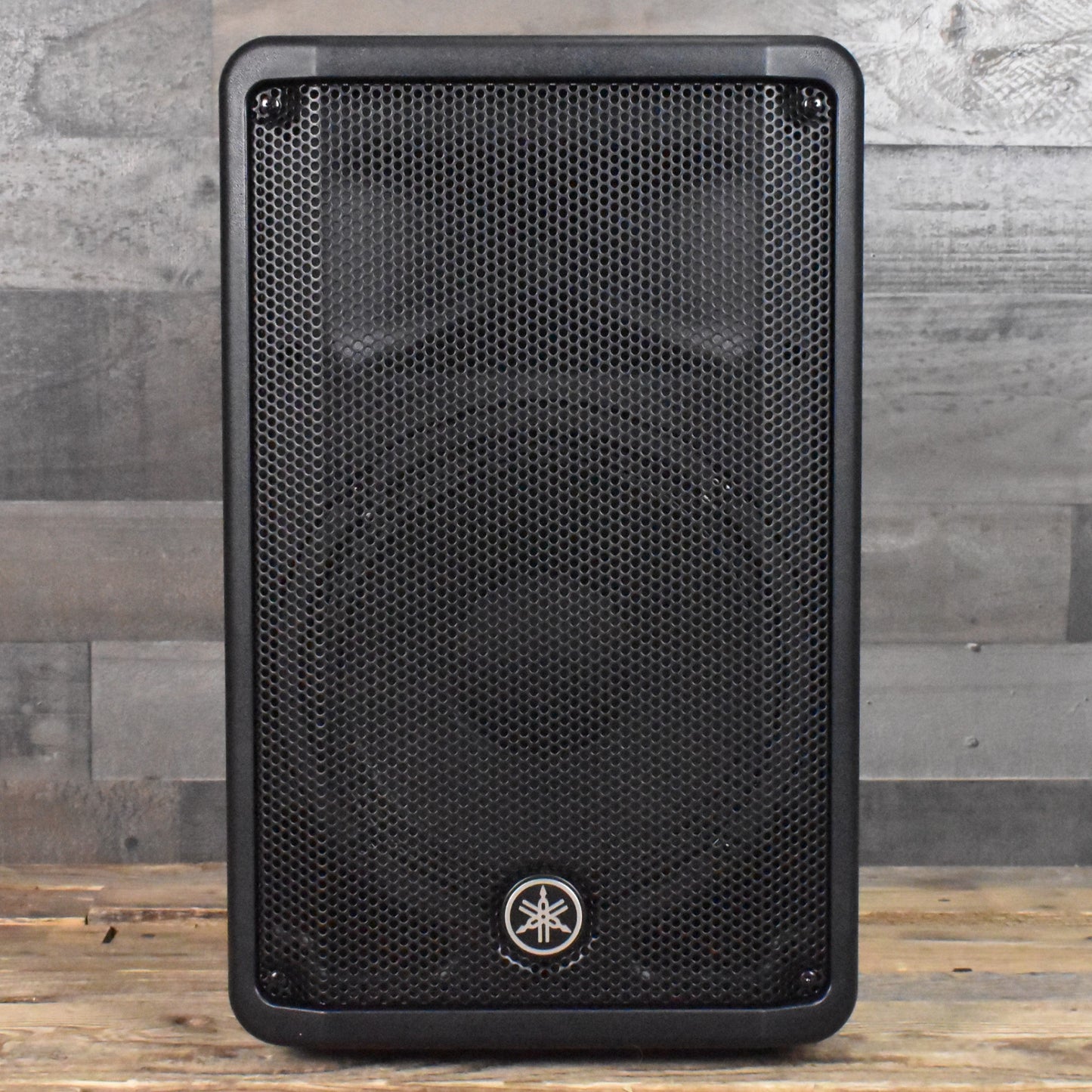 Yamaha DBR10 Powered Speaker