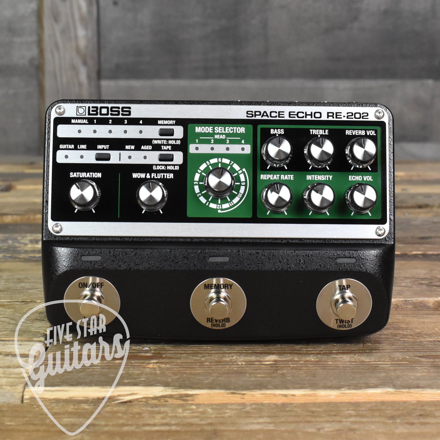 BOSS RE-202 Space Echo Pedal