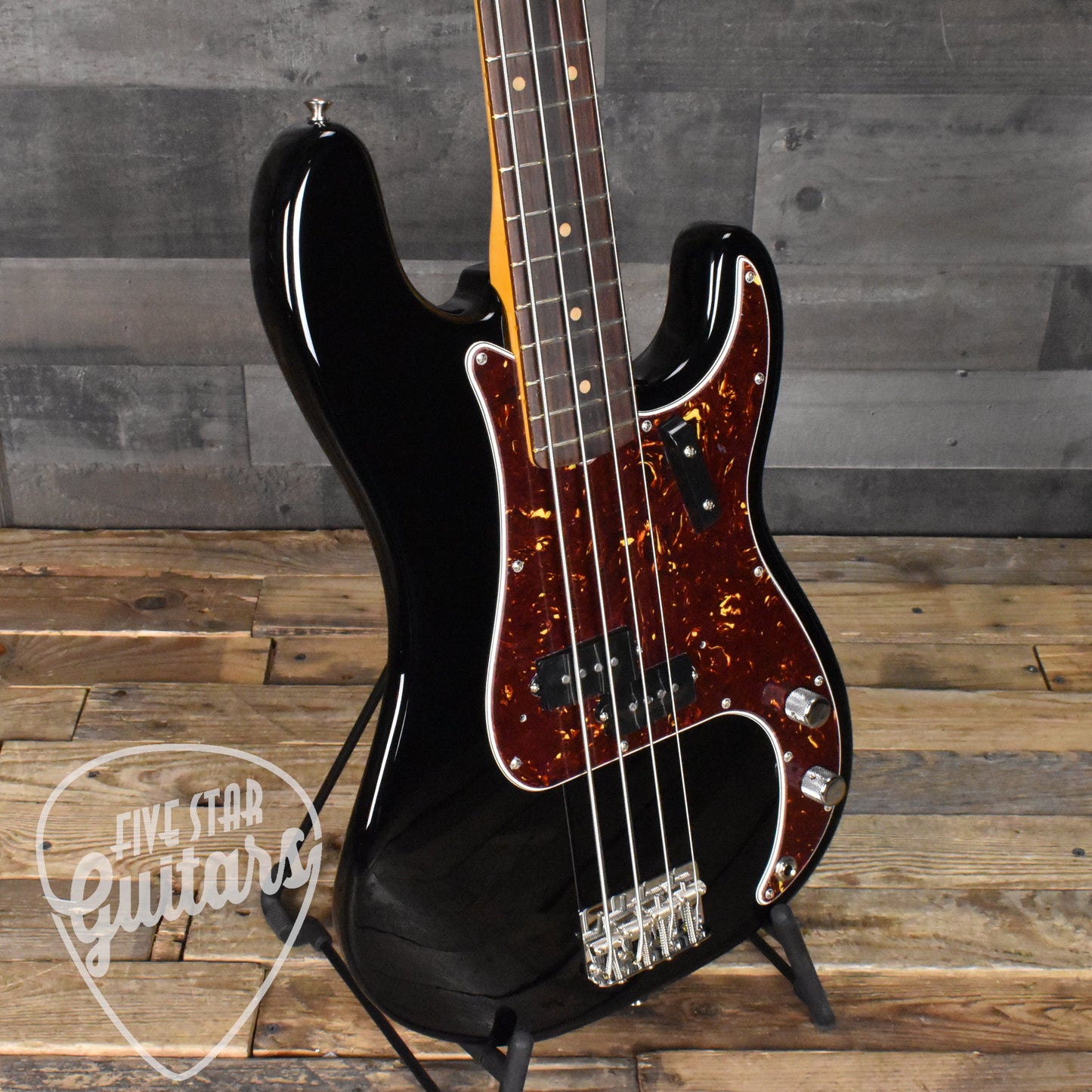 Fender American Vintage II 1960 Precision Bass Rosewood Fingerboard - Black with Hard Shell Case