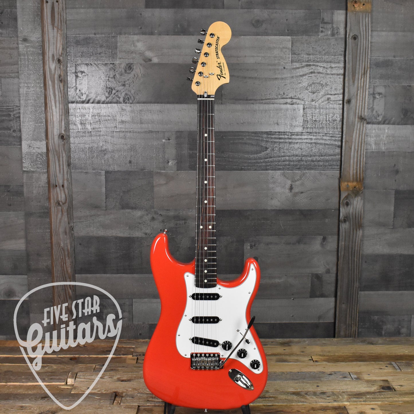 Fender MIJ Limited International Color Stratocaster Rosewood Fingerboard Morocco Red with Gig Bag