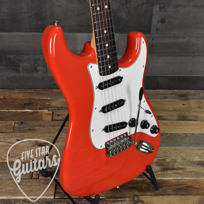 Fender MIJ Limited International Color Stratocaster Rosewood Fingerboard Morocco Red with Gig Bag