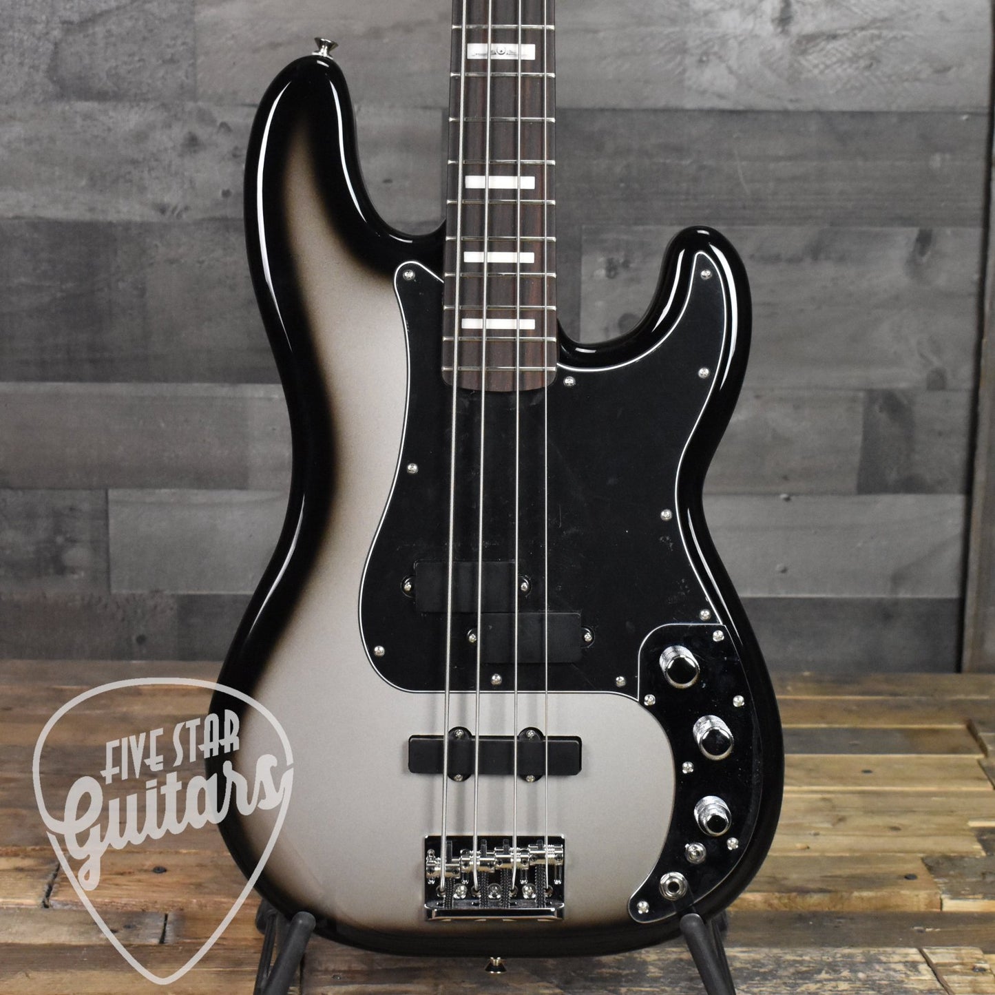 Pre-Owned Fender Troy Sanders Precision Bass Rosewood Fingerboard - Silverburst with Gig Bag