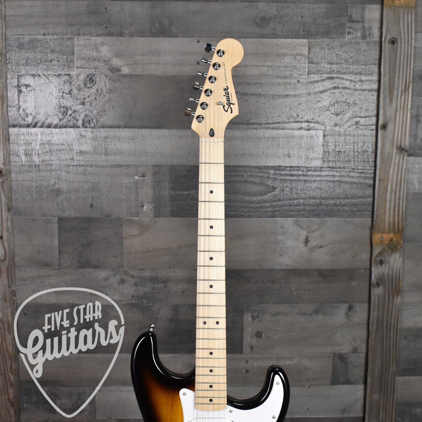 Squier Sonic Stratocaster Maple Fingerboard White Pickguard - 2-Color Sunburst