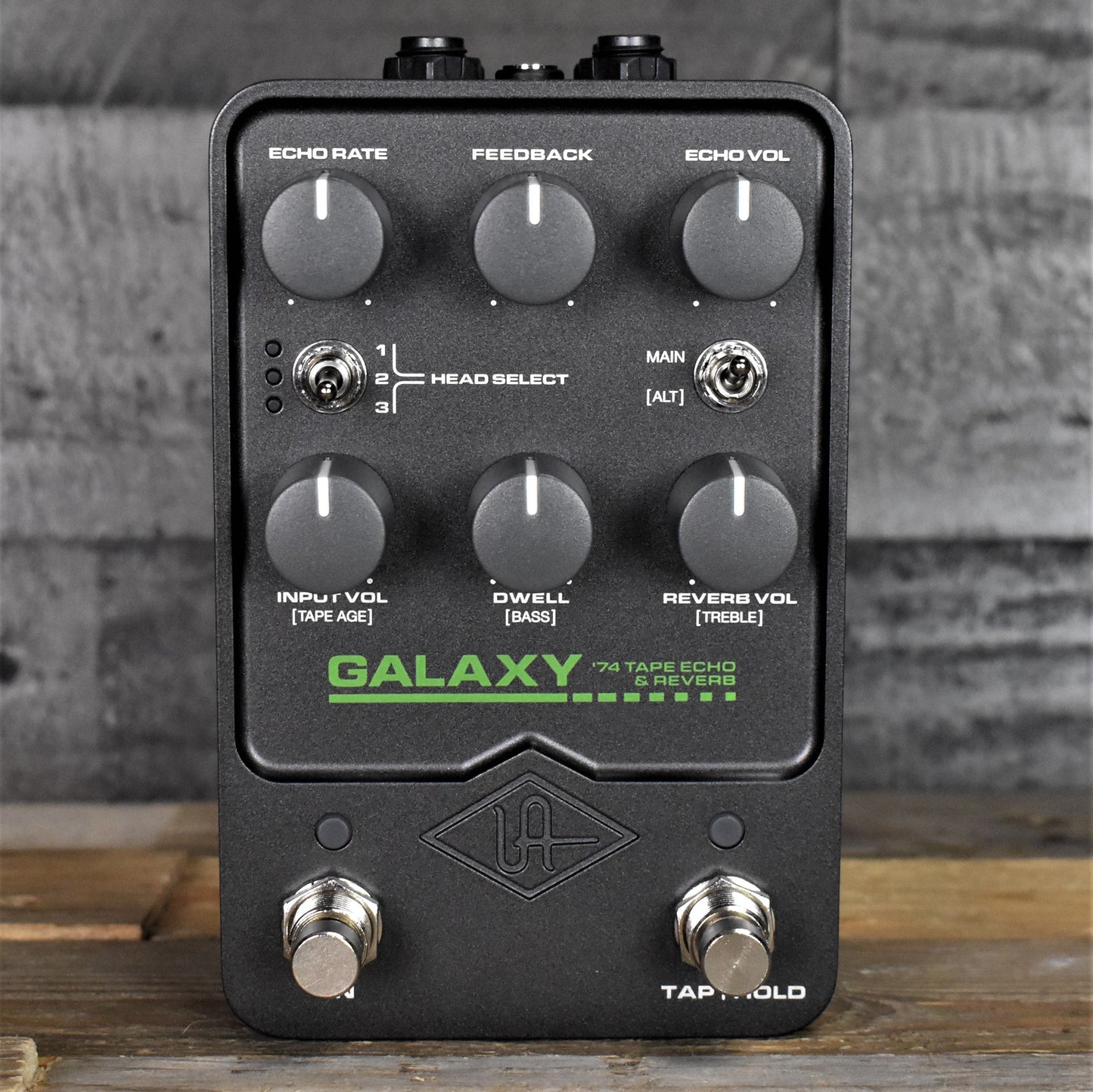 Universal Audio Galaxy '74 Tape Echo Reverb Pedal