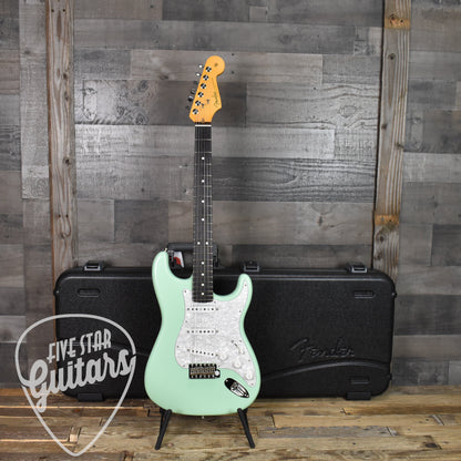 Fender Cory Wong Stratocaster Rosewood Fingerboard - Surf Green with Hard Shell Case