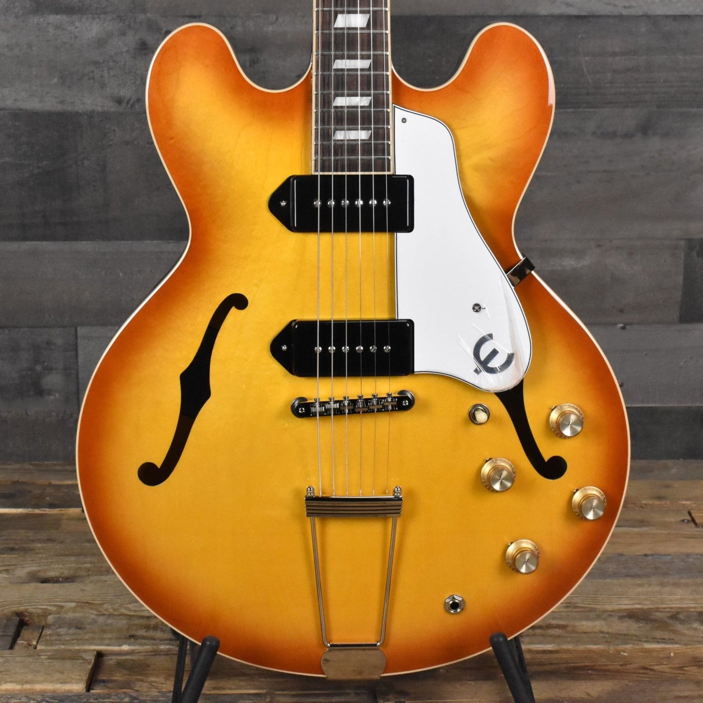 Pre-Owned Epiphone USA Casino - Royal Tan with Hard Shell Case