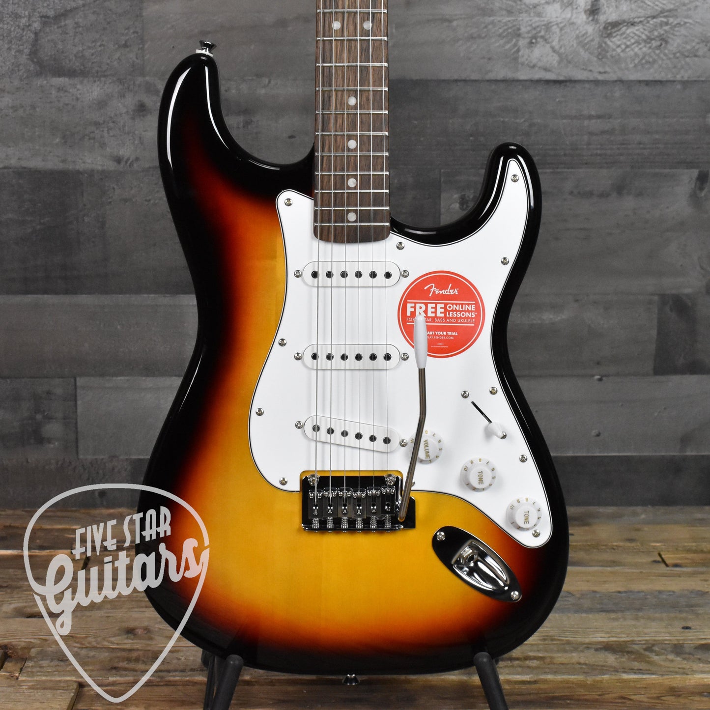 Squier Affinity Stratocaster Indian Laurel Fingerboard - 3-Color Sunburst