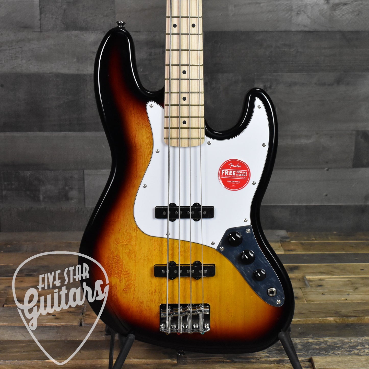 Squier Affinity Jazz Bass Maple Fingerboard - 3-Color Sunburst