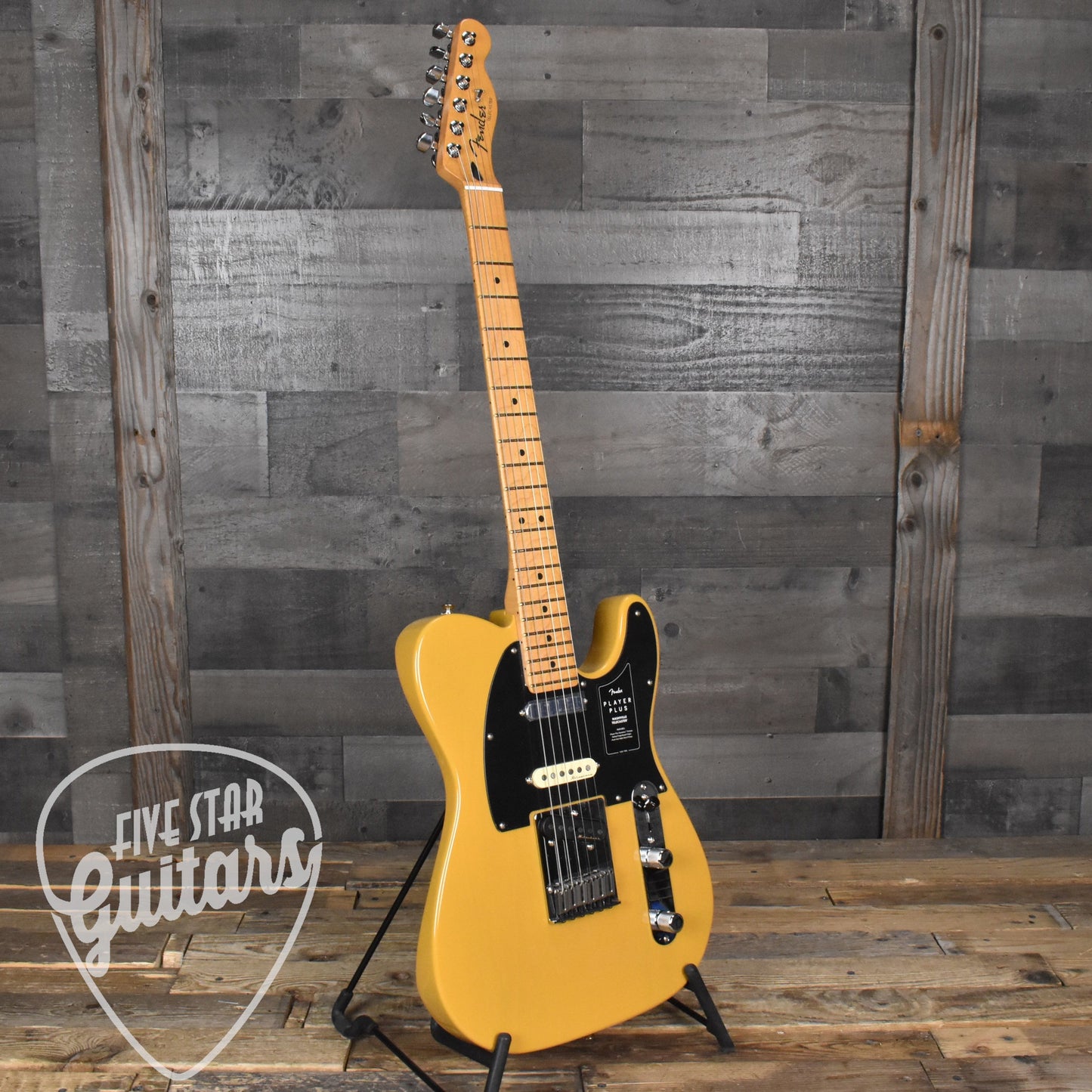 Fender Player Plus Nashville Telecaster Maple Fingerboard - Butterscotch Blonde with Gig Bag